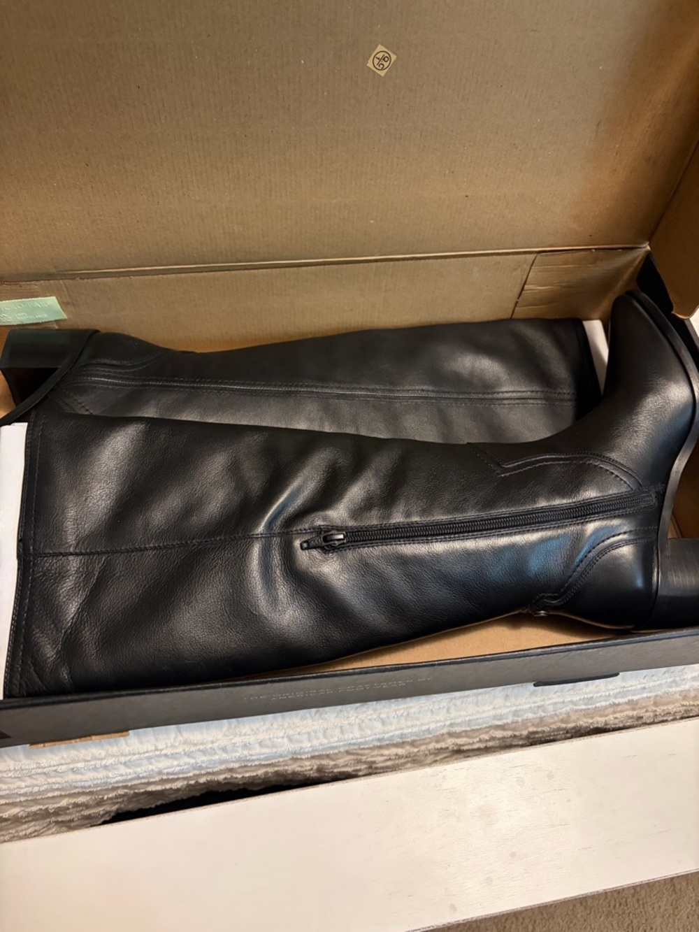 NIB FRYE Sadie Softly Tall Black Leather Boots Size 6.5M - Picture 4 of 12